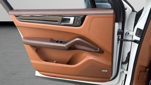 2022 Porsche 9Y0/9Y3 Cayenne - Image 22 of 31
