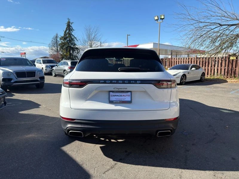 2022 Porsche 9Y0/9Y3 Cayenne - Image 5 of 12