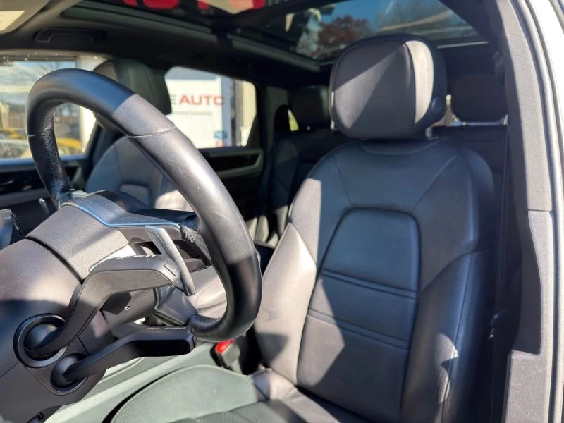 2022 Porsche 9Y0/9Y3 Cayenne - Image 11 of 12