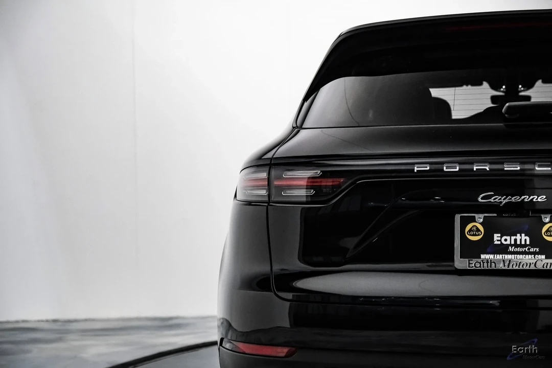 2022 Porsche 9Y0/9Y3 Cayenne - Image 10 of 12