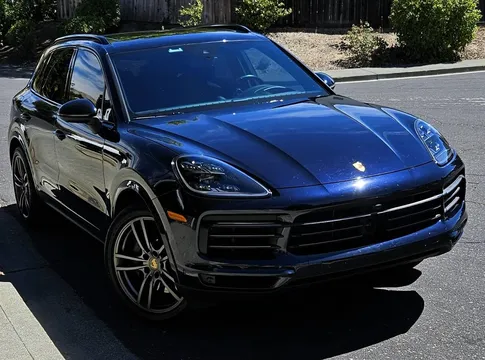 2022 Porsche Cayenne S Platinum