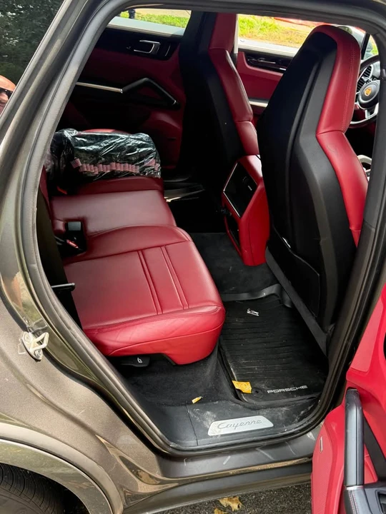2022 Porsche 9Y0/9Y3 Cayenne - Image 6 of 10