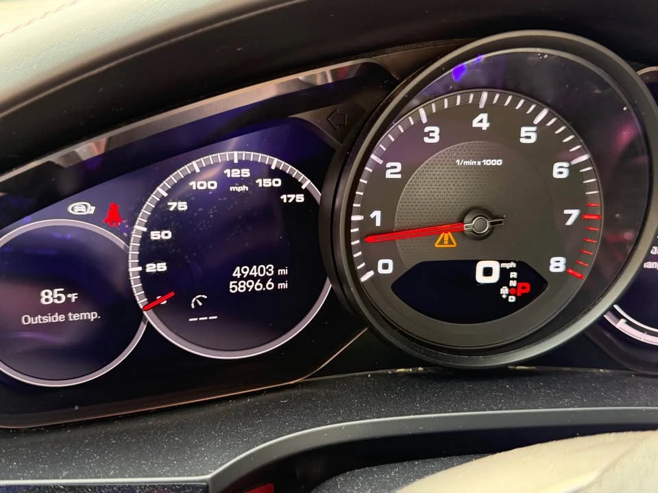 2022 Porsche 9Y0/9Y3 Cayenne - Image 8 of 10