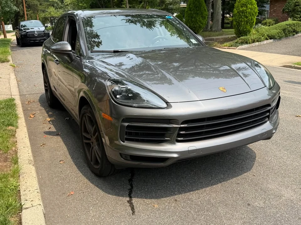 2022 Porsche 9Y0/9Y3 Cayenne - Image 4 of 10