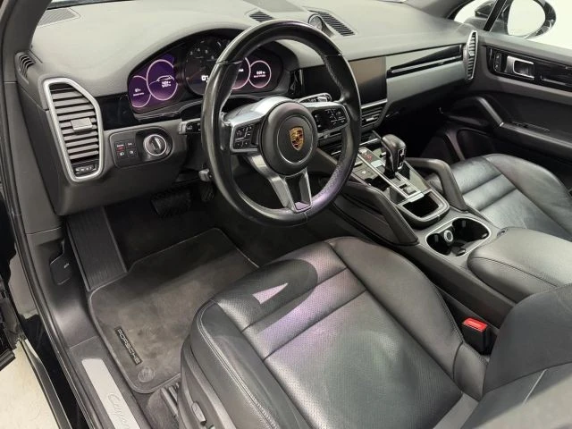 2022 Porsche - Image 11 of 31