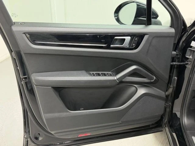 2022 Porsche 9Y0/9Y3 Cayenne - Image 15 of 31