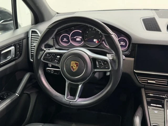 2022 Porsche - Image 23 of 31
