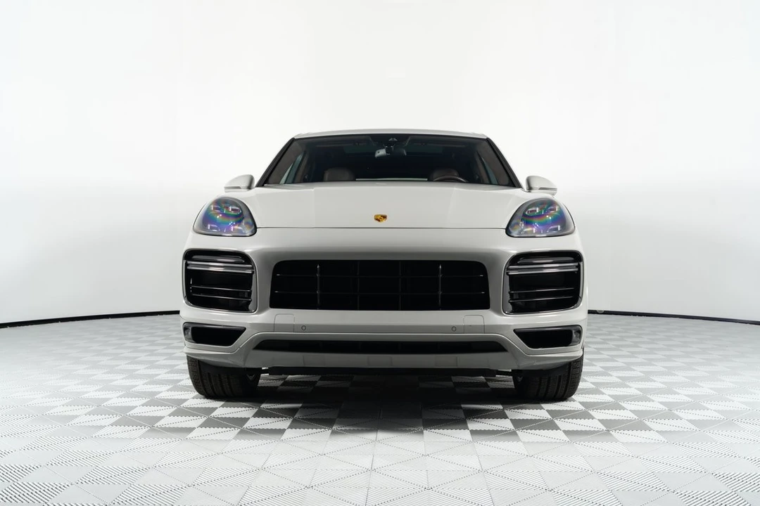 2022 Porsche 9Y0/9Y3 Cayenne Turbo - Image 2 of 31