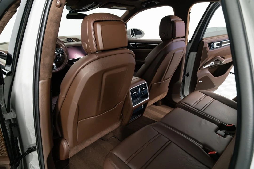 2022 Porsche 9Y0/9Y3 Cayenne Turbo - Image 20 of 31