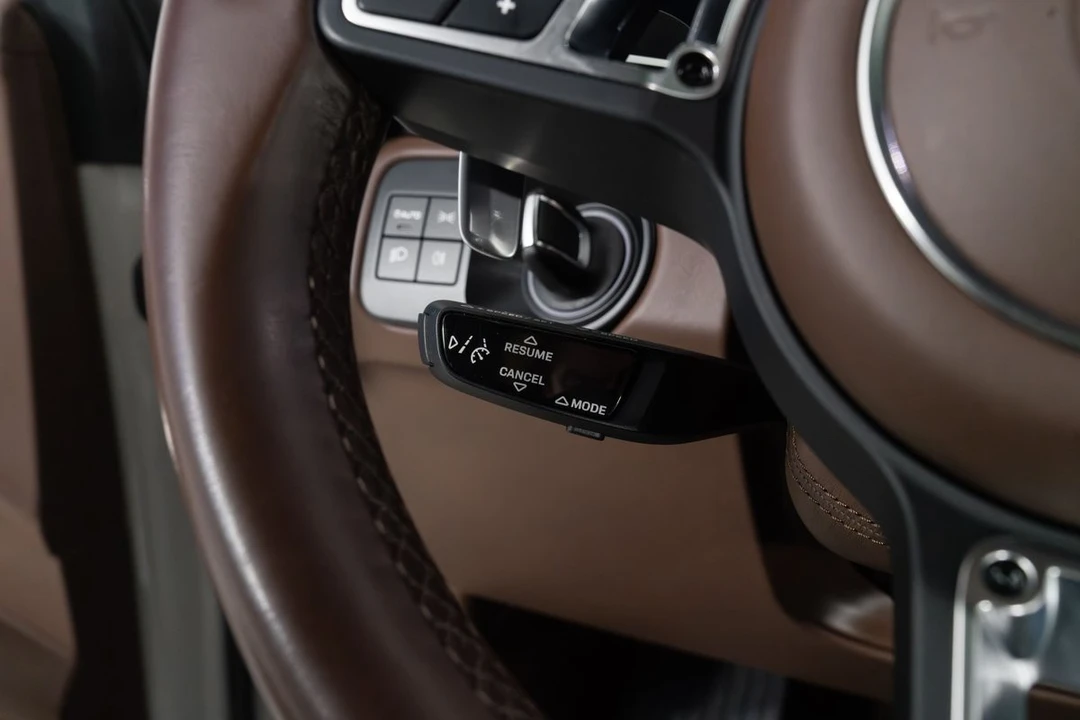 2022 Porsche 9Y0/9Y3 Cayenne Turbo - Image 27 of 31