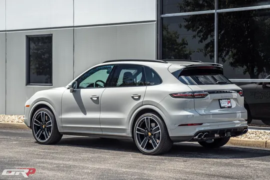 2022 Porsche 9Y0/9Y3 Cayenne Turbo - Image 3 of 12