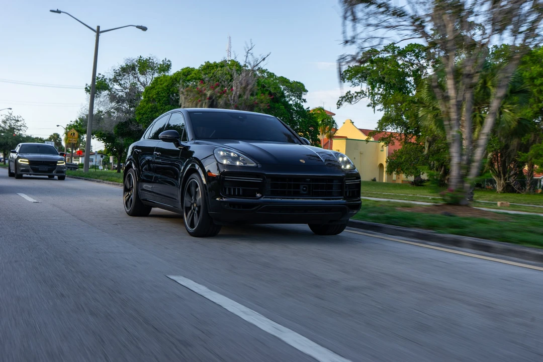 2022 Porsche Cayenne - Image 4 of 31