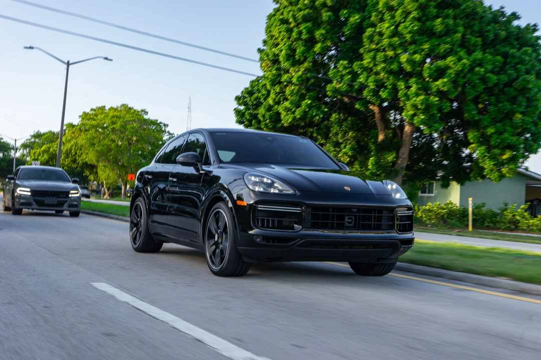 2022 Porsche Cayenne - Image 7 of 31