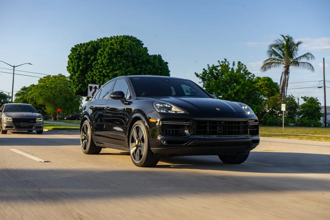 2022 Porsche Cayenne - Image 8 of 31