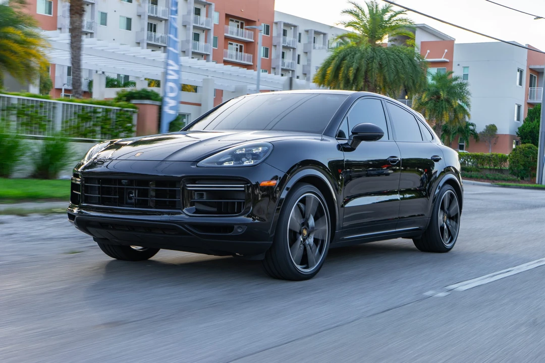 2022 Porsche Cayenne - Image 12 of 31