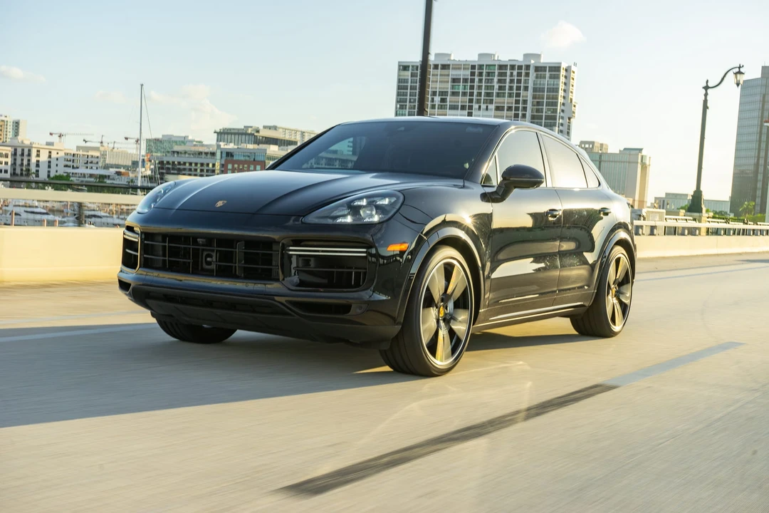 2022 Porsche Cayenne - Image 28 of 31