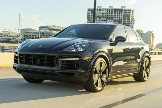 2022 Porsche Cayenne Turbo Coupe