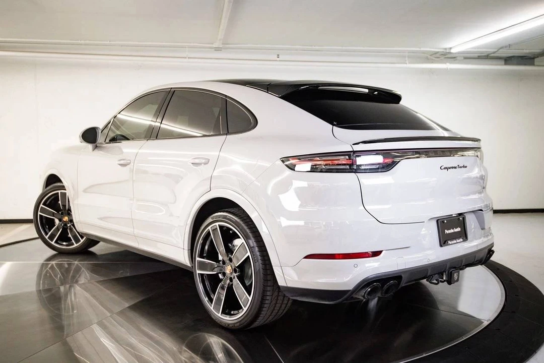 2022 Porsche Cayenne - Image 3 of 5
