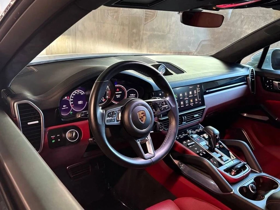 2022 Porsche Cayenne - Image 4 of 5