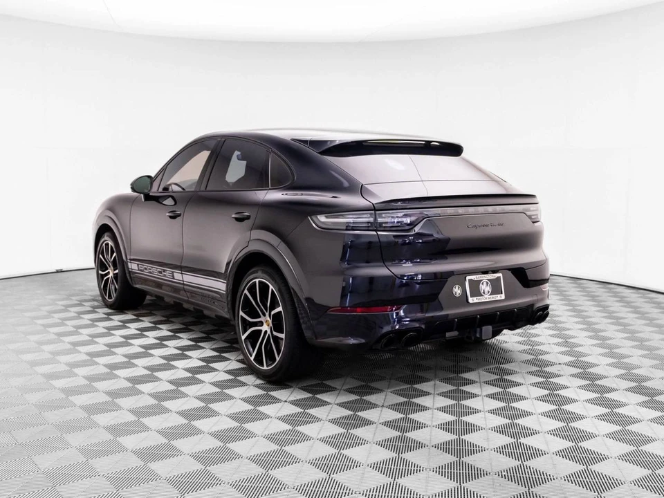 2022 Porsche Cayenne - Image 3 of 5