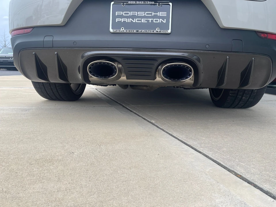 2022 Porsche 9Y0/9Y3 Cayenne Turbo GT - Image 5 of 13