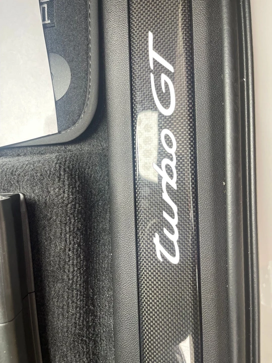 2022 Porsche 9Y0/9Y3 Cayenne Turbo GT - Image 8 of 13