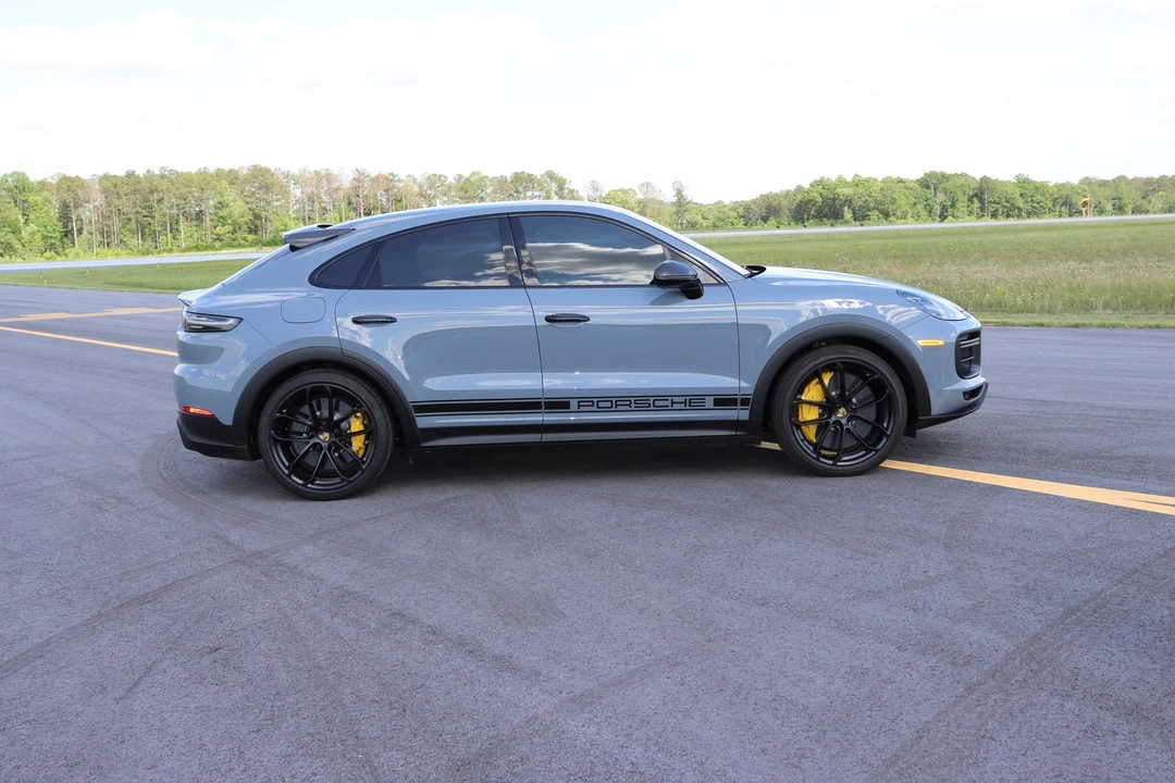 2022 Porsche 9Y0/9Y3 Cayenne Turbo GT - Image 20 of 31