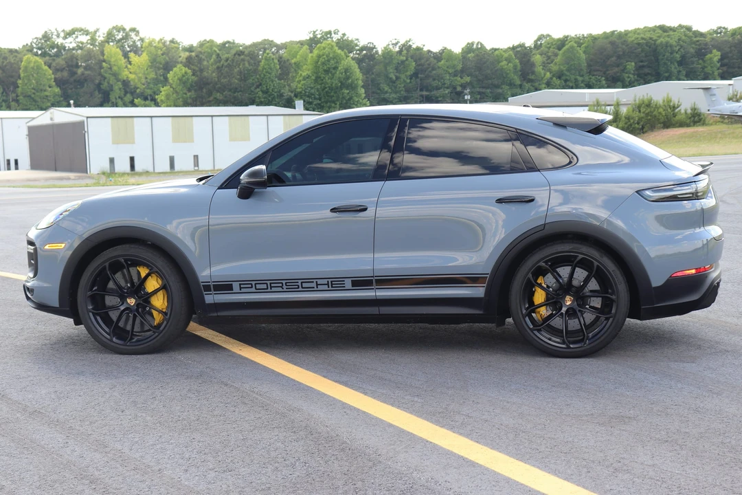 2022 Porsche 9Y0/9Y3 Cayenne Turbo GT - Image 30 of 31