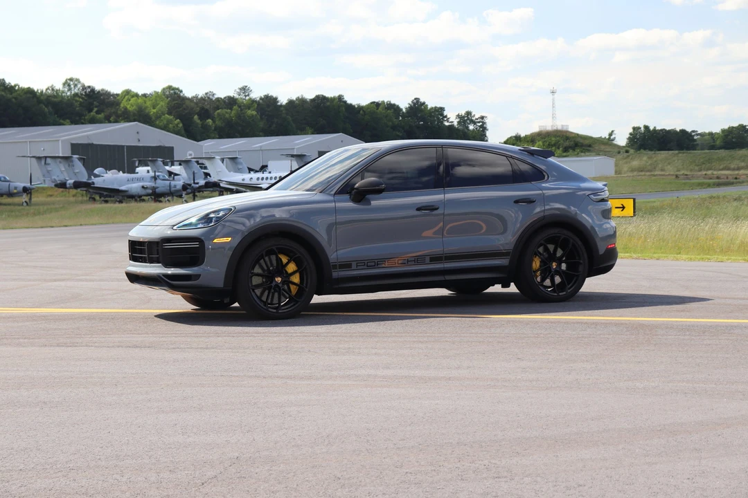 2022 Porsche 9Y0/9Y3 Cayenne Turbo GT - Image 3 of 31