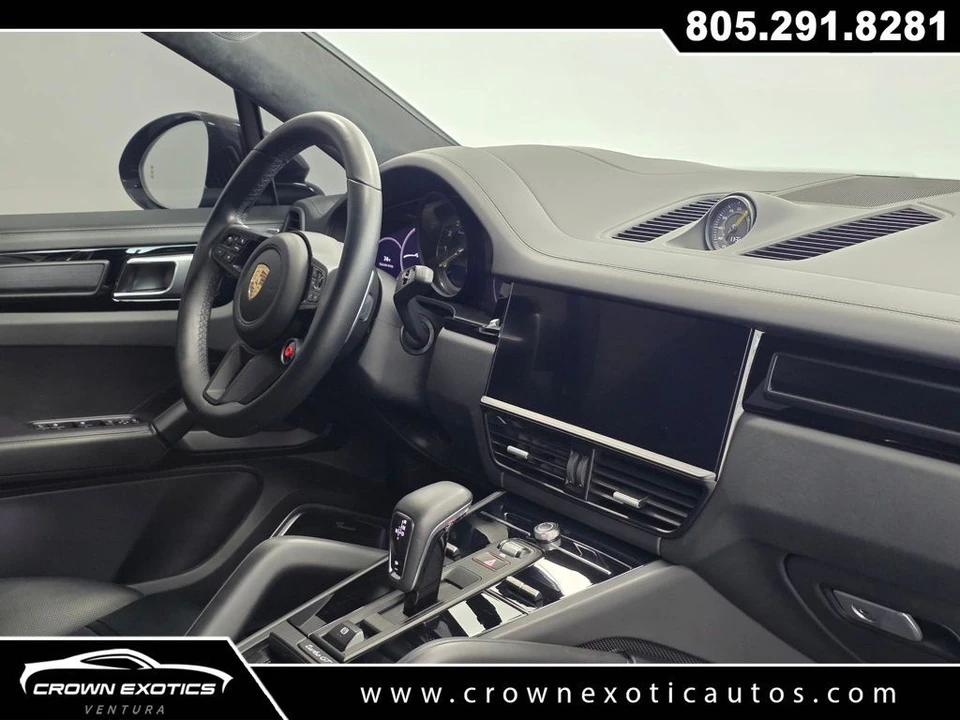 2022 Porsche - Image 11 of 31