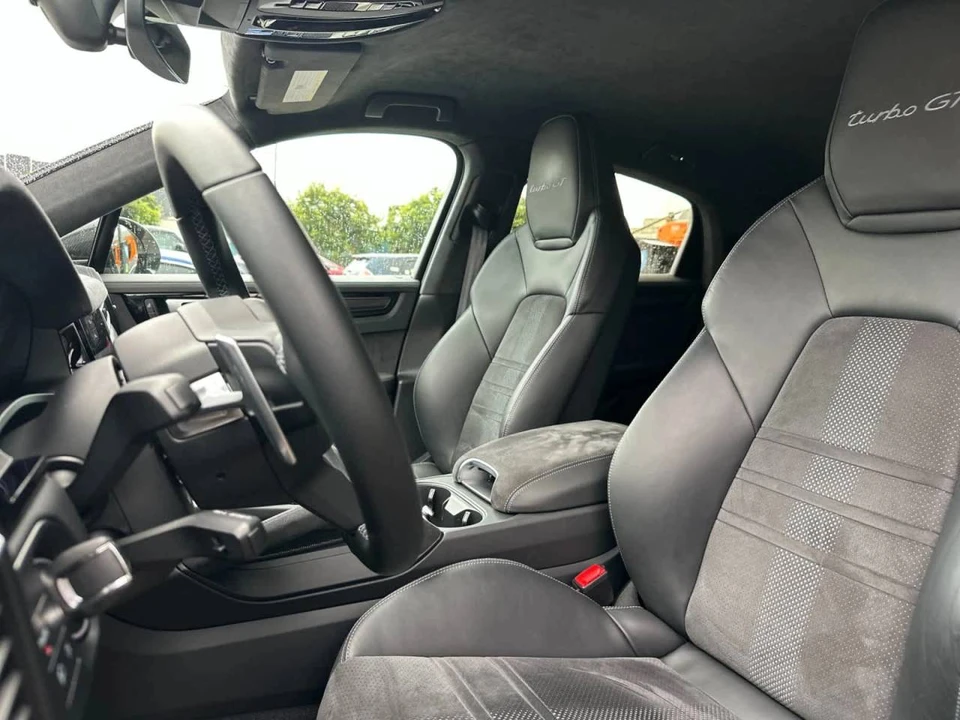2022 Porsche 9Y0/9Y3 Cayenne Turbo GT - Image 5 of 5