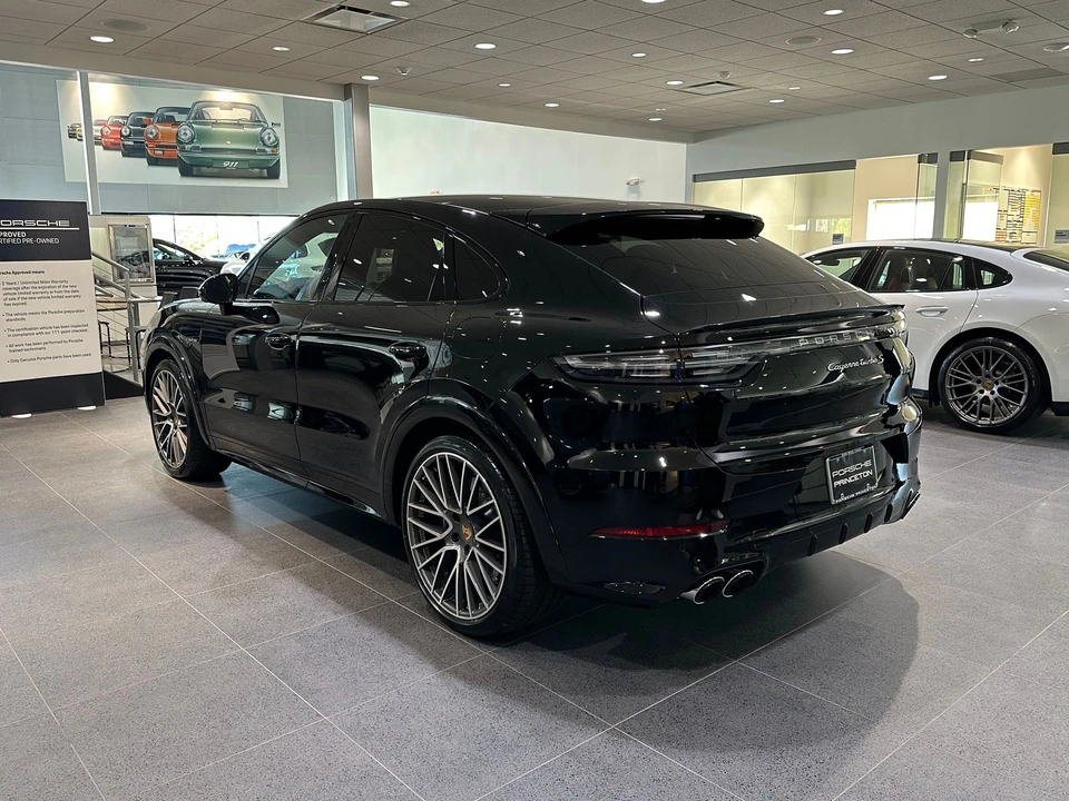 2022 Porsche 9Y0/9Y3 Cayenne Turbo - Image 6 of 15
