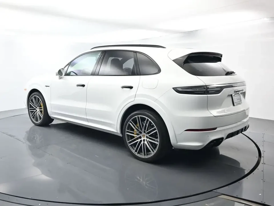 2022 Porsche 9Y0/9Y3 Cayenne - Image 3 of 7