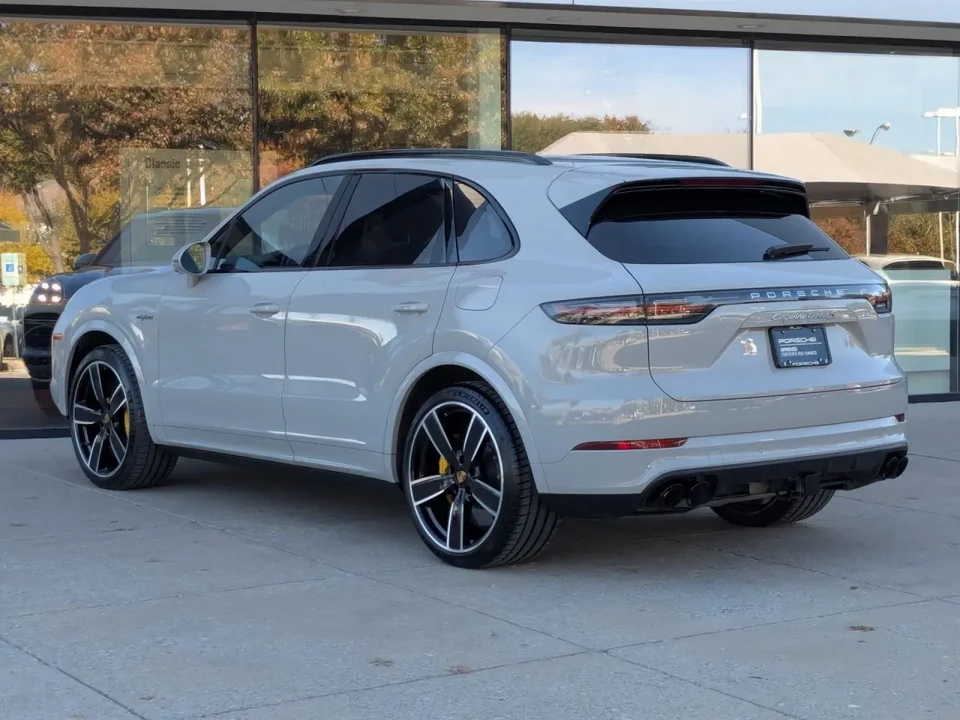 2022 Porsche 9Y0/9Y3 Cayenne - Image 3 of 6