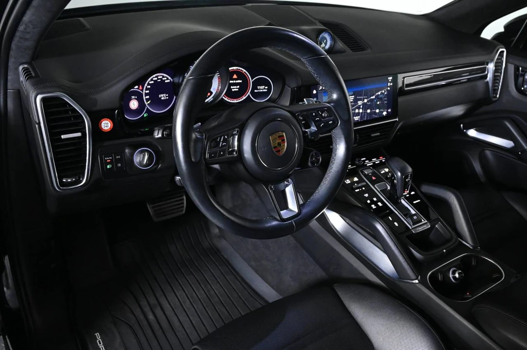 2022 Porsche Cayenne - Image 4 of 5