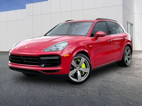 2022 Porsche Cayenne Turbo S E-Hybrid