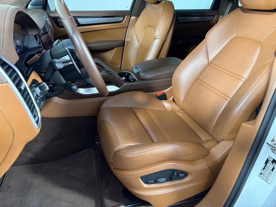 2022 Porsche 9Y0/9Y3 Cayenne - Image 5 of 5