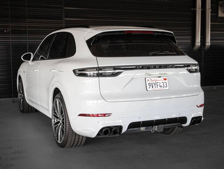 2022 Porsche Cayenne - Image 3 of 5