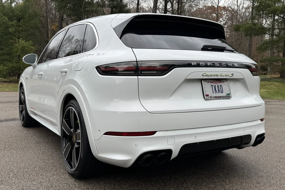 2022 Porsche 9Y0/9Y3 Cayenne Turbo - Image 2 of 8