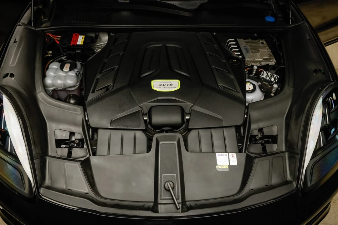 2022 Porsche 9Y0/9Y3 Cayenne Turbo - Image 6 of 9
