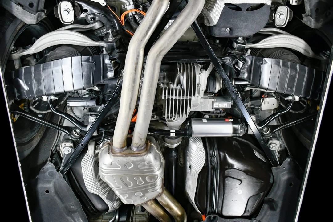 2022 Porsche 9Y0/9Y3 Cayenne Turbo - Image 7 of 9