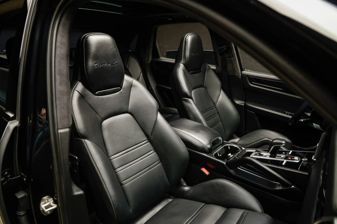 2022 Porsche 9Y0/9Y3 Cayenne Turbo - Image 4 of 9