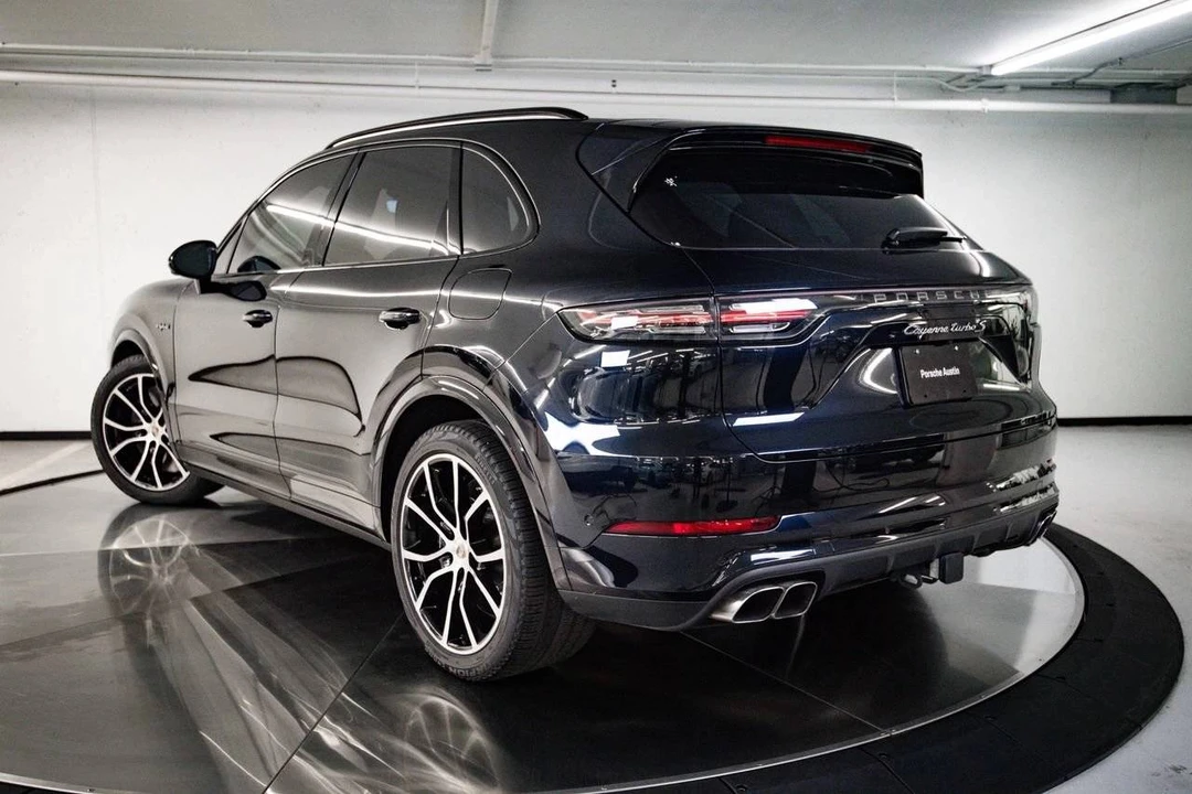 2022 Porsche Cayenne - Image 3 of 5