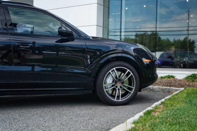 2022 Porsche 9Y0/9Y3 Cayenne Turbo - Image 14 of 31