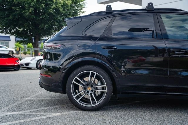 2022 Porsche 9Y0/9Y3 Cayenne Turbo - Image 12 of 31