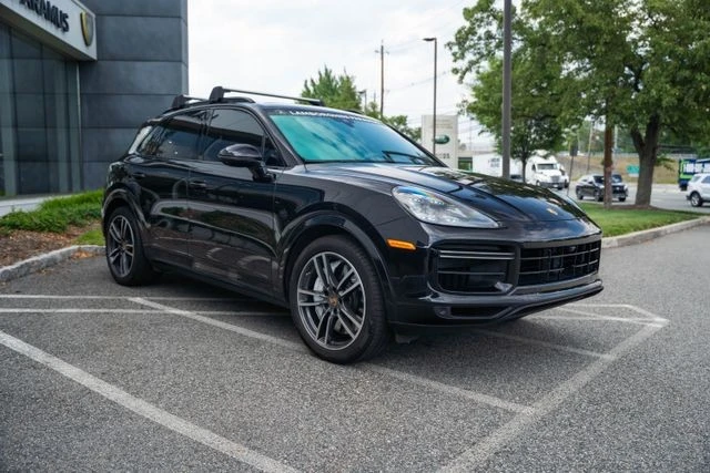 2022 Porsche 9Y0/9Y3 Cayenne Turbo - Image 2 of 31