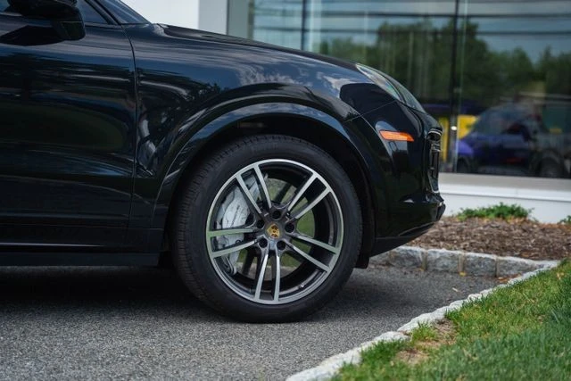 2022 Porsche 9Y0/9Y3 Cayenne Turbo - Image 13 of 31