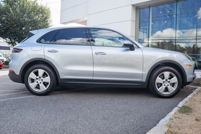 2022 Porsche 9Y0/9Y3 Cayenne - Image 8 of 12