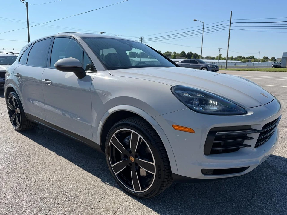 2022 Porsche 9Y0/9Y3 Cayenne - Image 18 of 31