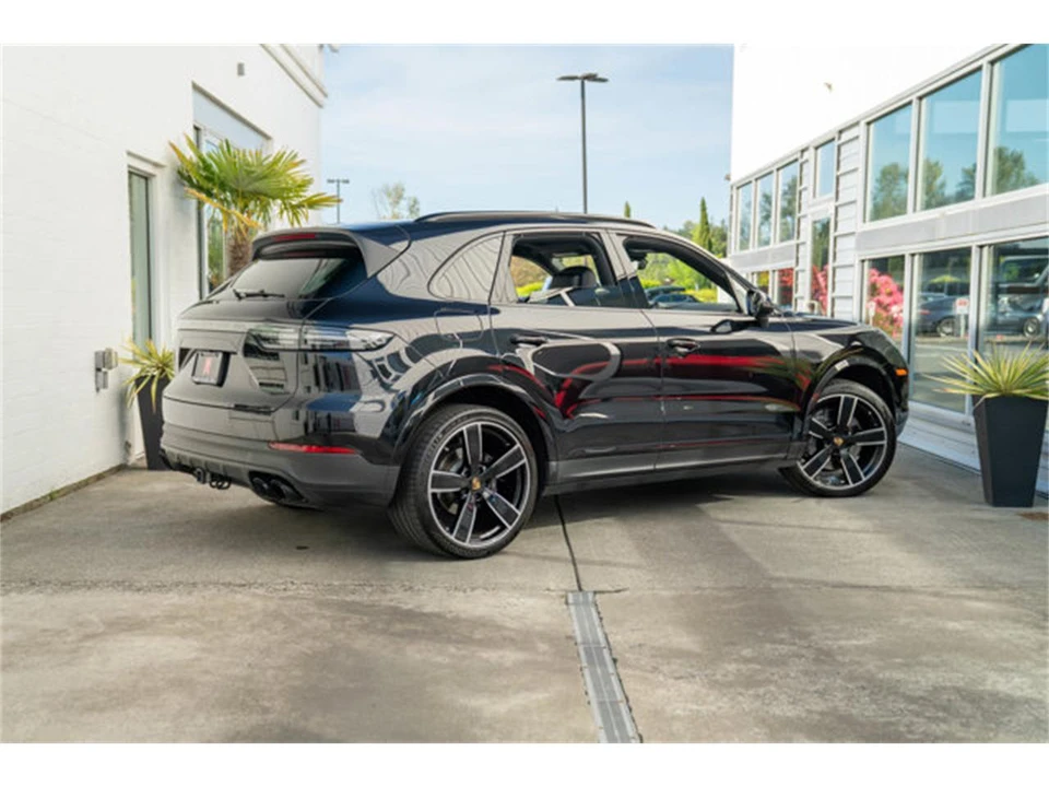 2022 Porsche 9Y0/9Y3 Cayenne - Image 8 of 12